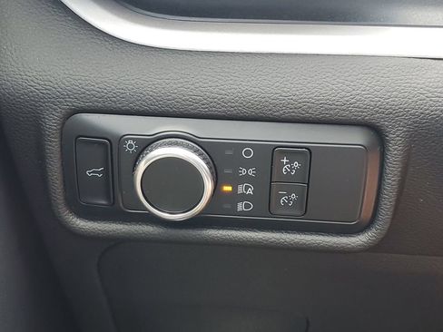 Certified 2023 Ford Explorer XLT AWD/4WD image 24