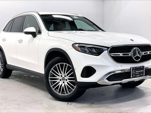 Used 2026 Mercedes-Benz GLC 300 GLC 300 image 1