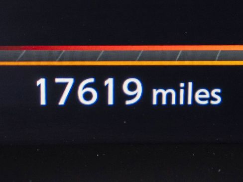 Used 2025 INFINITI QX60 Autograph w/ Cargo Package image 17