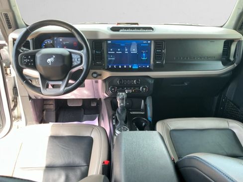 Used 2023 Ford Bronco Wildtrak AWD/4WD image 10