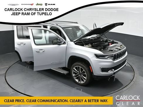 Used 2025 Jeep Wagoneer Series III w/ Premium Group I AWD/4WD image 48