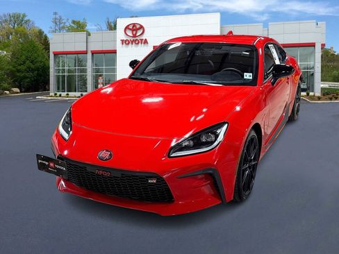 Certified 2023 Toyota GR86 Premium image 1