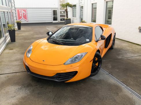 Used 2013 McLaren MP4-12C Spider image 3