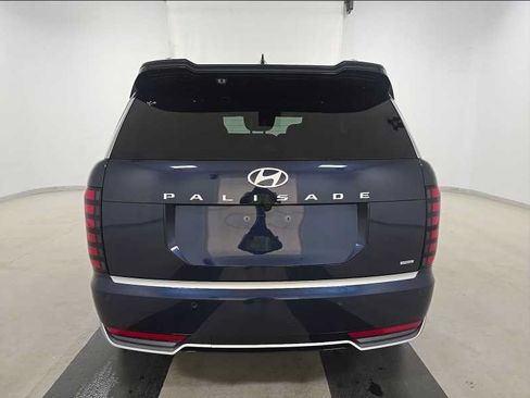 Used 2026 Hyundai Palisade Calligraphy AWD/4WD image 11