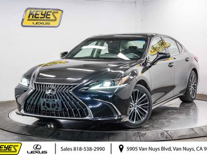 Used 2022 Lexus ES 350 w/ Premium Package