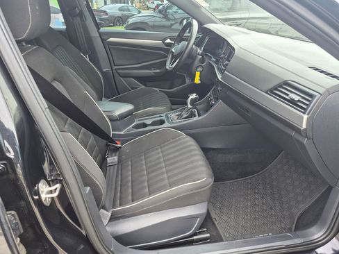 Used 2024 Volkswagen Jetta Sport FWD image 32