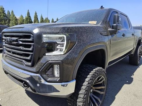 Used 2021 GMC Sierra 1500 SLT w/ SLT Premium Plus Package AWD/4WD image 3