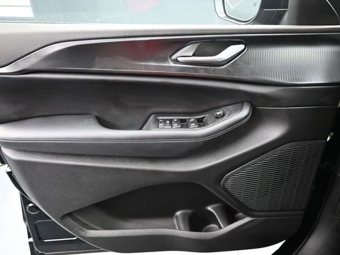 New 2026 Jeep Grand Cherokee Laredo X image 20