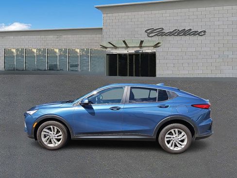 Used 2024 Buick Envista Preferred w/ Convenience II Package FWD image 7