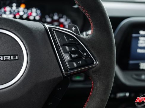 Used 2023 Chevrolet Camaro ZL1 image 74