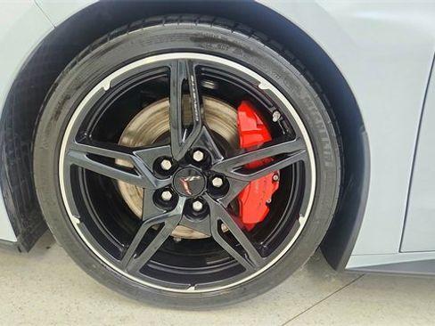 Used 2022 Chevrolet Corvette Stingray Premium Conv w/ Z51 Performance Package image 58