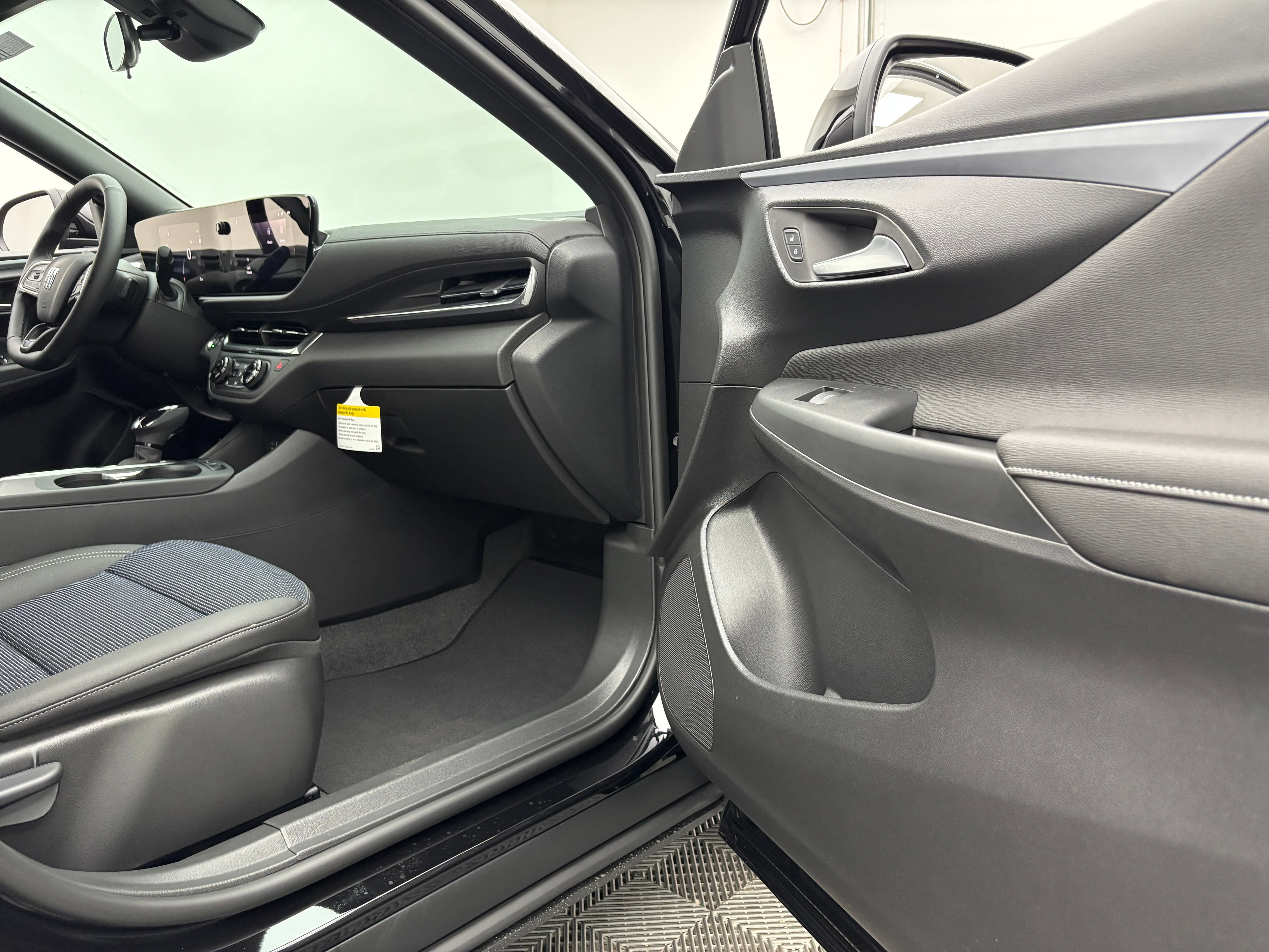 New 2026 Buick Envista Sport Touring w/ Convenience I Package FWD image 28