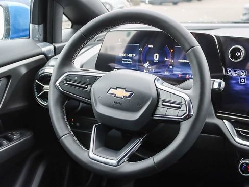 Used 2026 Chevrolet Equinox EV LT w/ Comfort Package image 12