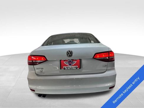 Used 2017 Volkswagen Jetta S FWD image 6