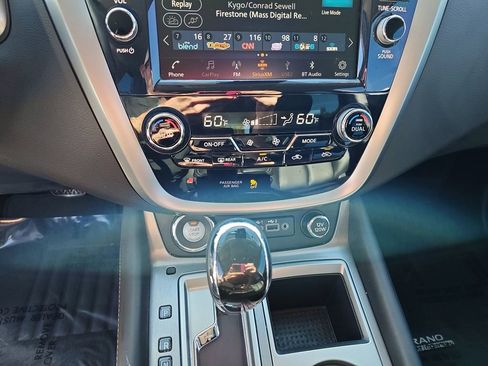 Used 2024 Nissan Murano SV w/ SV Midnight Edition Package image 23