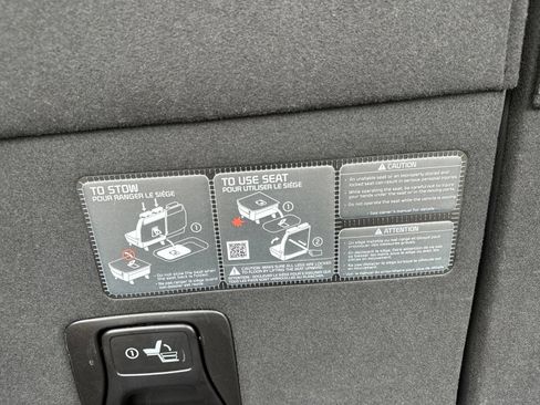 Used 2024 Kia Carnival SX Prestige FWD image 38
