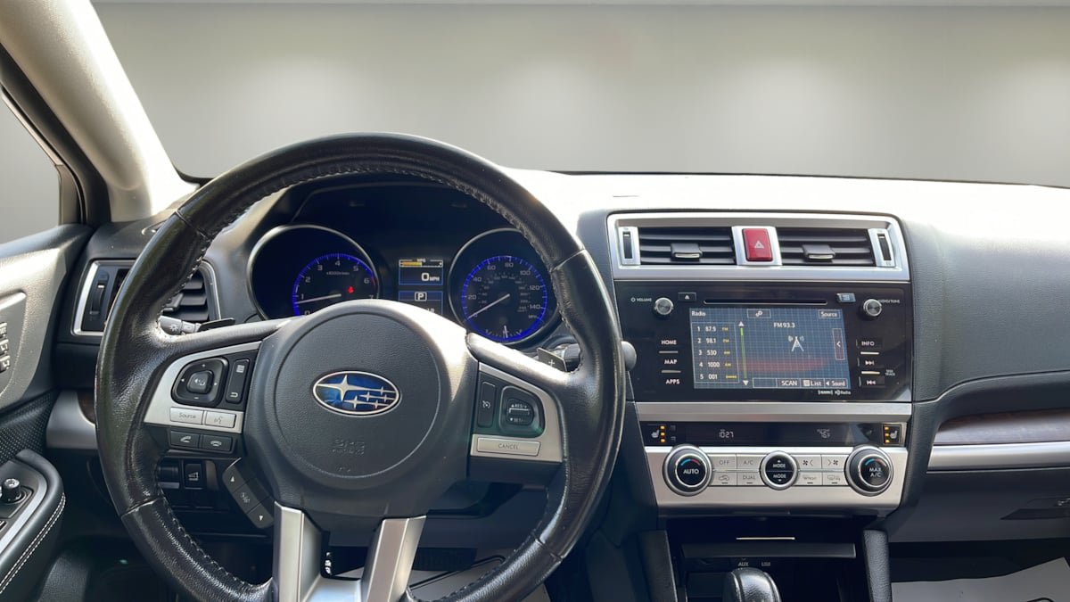 Used 2015 Subaru Outback 2.5i Limited AWD/4WD image 10