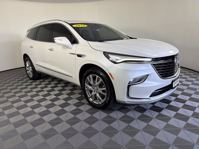 Used 2023 Buick Enclave Premium w/ Experience Buick Package AWD/4WD image 4
