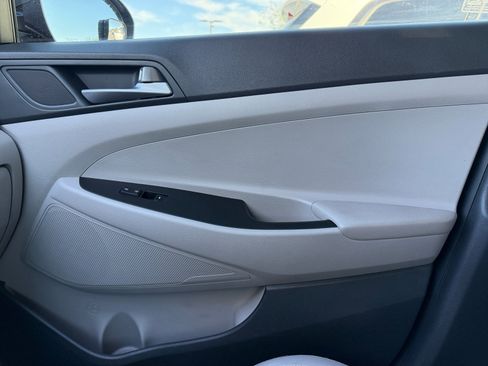 Used 2017 Hyundai Tucson SE image 16