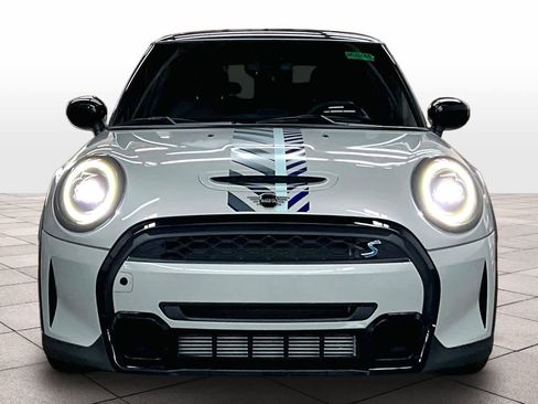 Used 2022 MINI Cooper S image 3