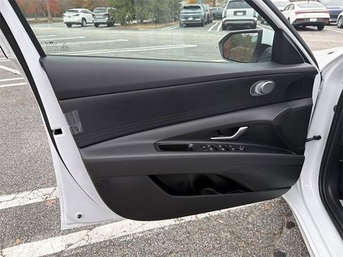 New 2026 Hyundai Elantra Blue image 10