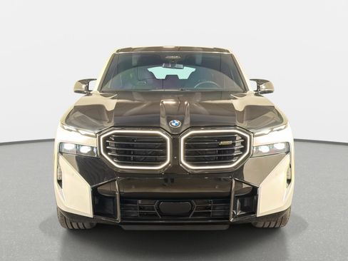 Used 2025 BMW XM AWD image 8