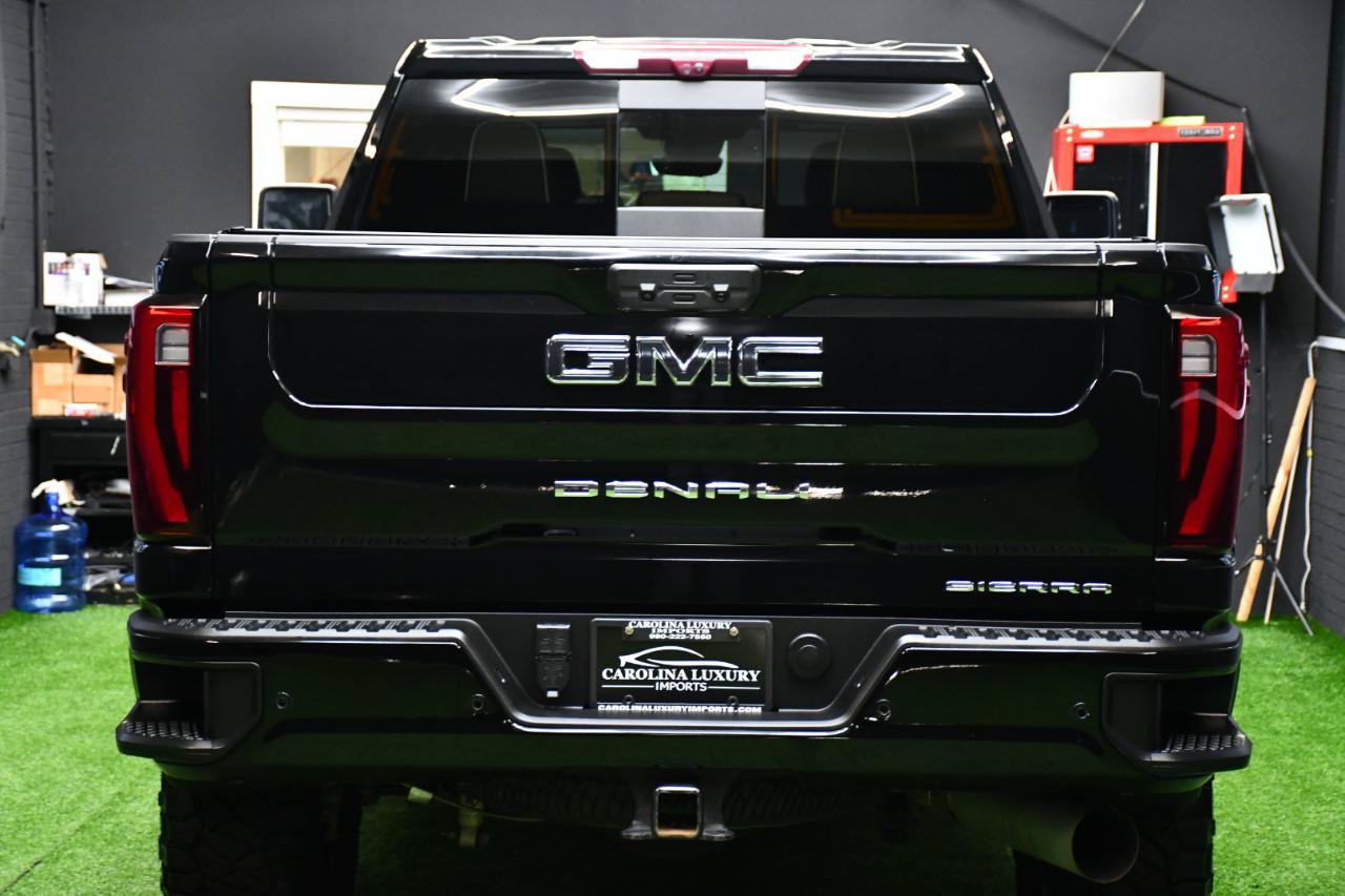 Used 2024 GMC Sierra 2500 Denali Ultimate AWD/4WD image 15