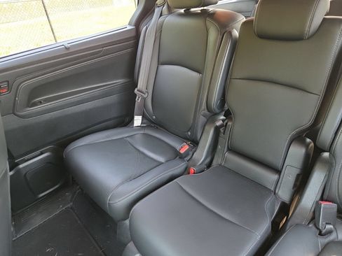 Used 2021 Honda Odyssey EX-L image 18