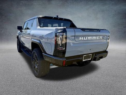 New 2026 GMC Hummer EV 4x4 Crew Cab image 6