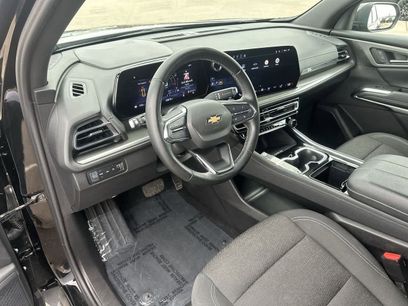 Used 2024 Chevrolet Traverse LT