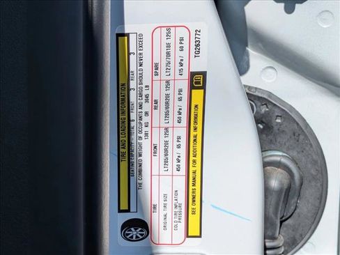 New 2026 RAM 2500 Tradesman AWD/4WD image 21