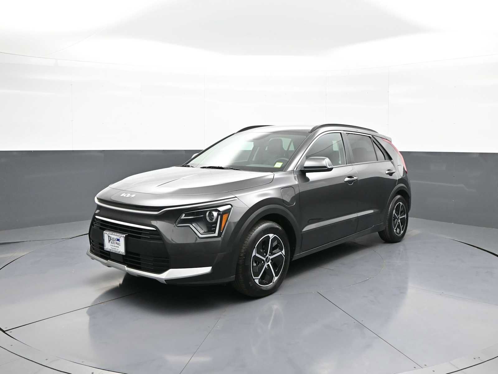 Certified 2025 Kia Niro EX w/ EX Cold Weather Package FWD image 1