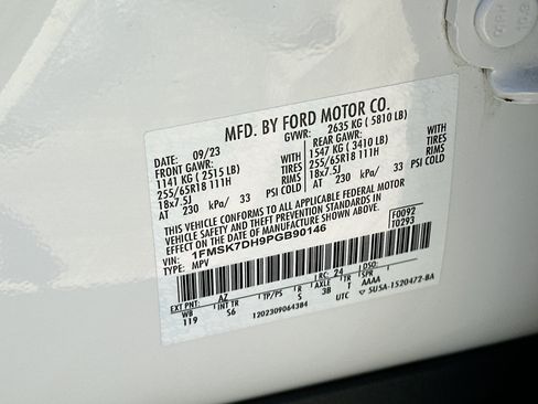Certified 2023 Ford Explorer XLT w/ Equipment Group 202A RWD image 31
