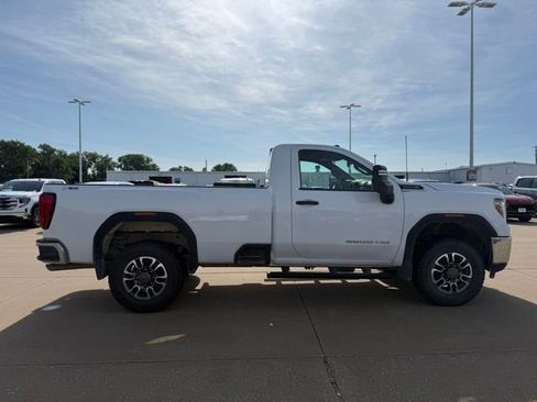 Used 2023 GMC Sierra 3500 Pro w/ Convenience Package AWD/4WD image 2