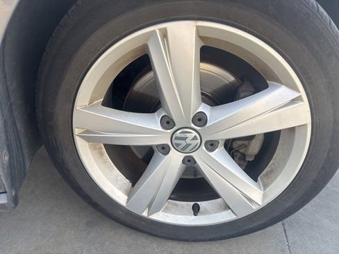 Used 2015 Volkswagen Passat 1.8T Limited Edition image 14