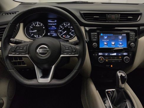 Used 2018 Nissan Rogue Sport SL w/ SL Premium Package FWD image 22