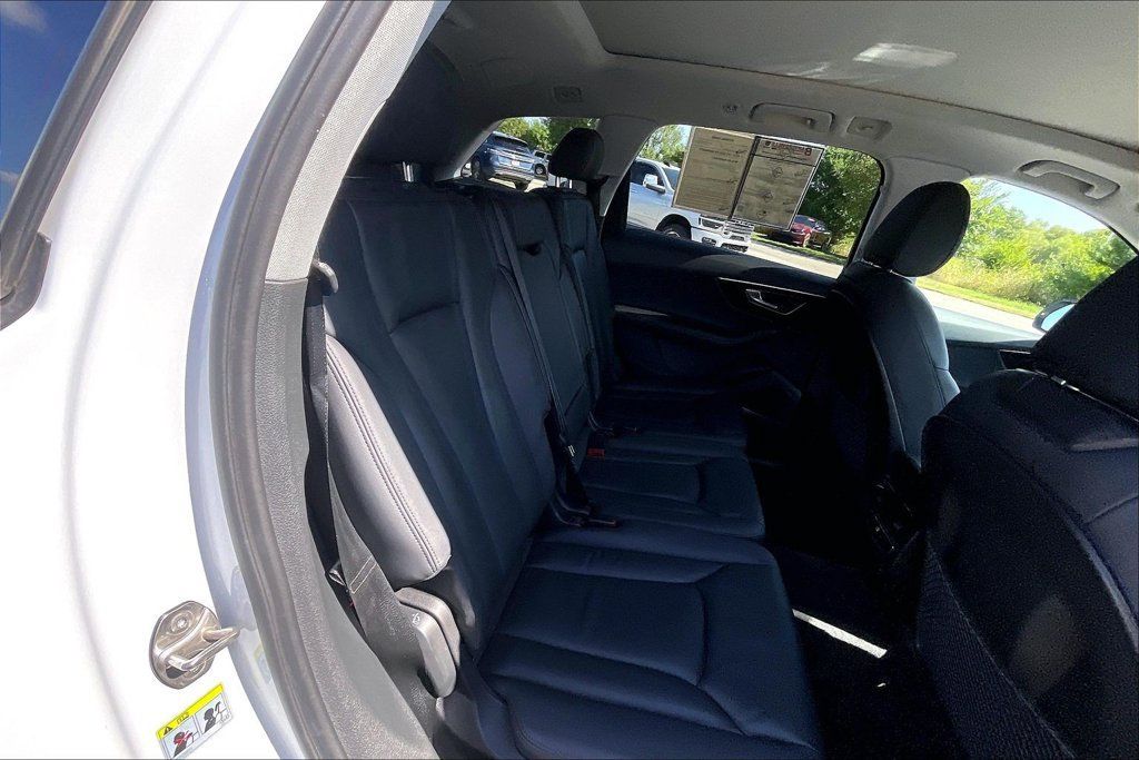 Used 2023 Audi Q7 3.0T Premium Plus AWD/4WD image 24