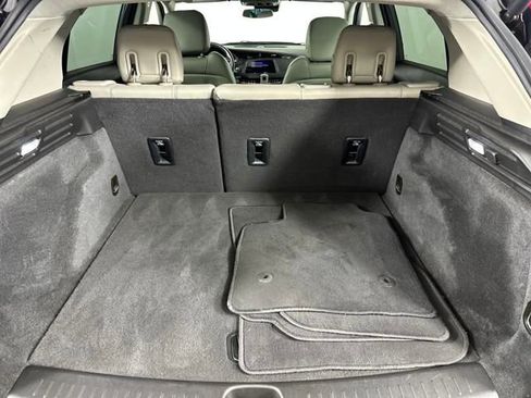 Used 2021 Cadillac XT4 Luxury image 25