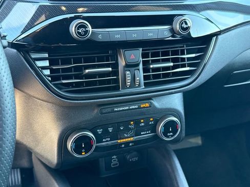 Used 2025 Ford Escape ST-Line image 21