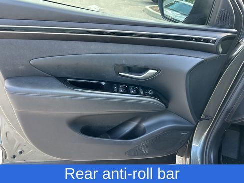 Used 2022 Hyundai Tucson Limited image 11