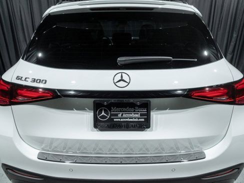 New 2026 Mercedes-Benz GLC 300 image 6