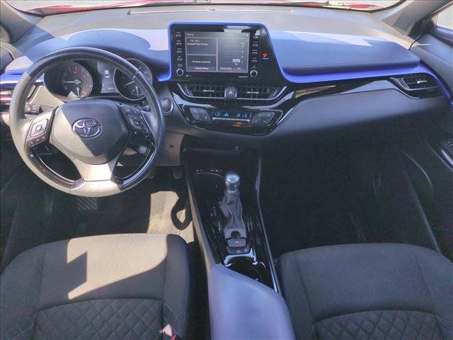 Used 2021 Toyota C-HR XLE FWD image 16