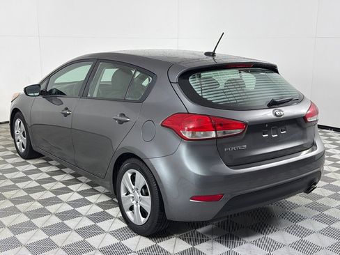 Used 2016 Kia Forte LX image 6