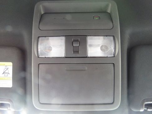 Used 2022 Nissan Frontier PRO-4X w/ Technology Package AWD/4WD image 26