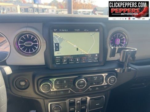Used 2021 Jeep Wrangler Unlimited Sahara image 14