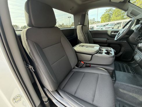 New 2026 GMC Sierra 1500 Pro w/ Pro Value Package image 15