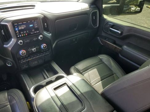 Used 2022 GMC Sierra 2500 Denali w/ Denali Black Diamond Edition AWD/4WD image 26