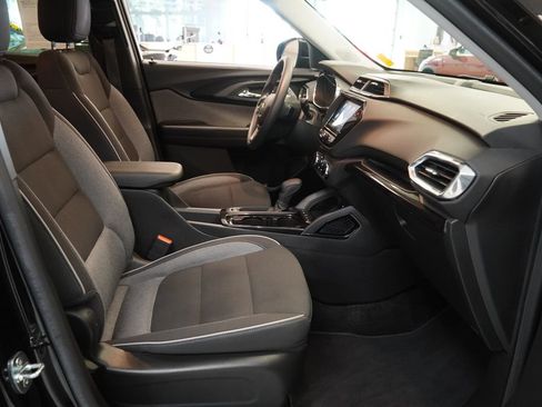 Used 2023 Chevrolet TrailBlazer LT w/ Convenience Package FWD image 33