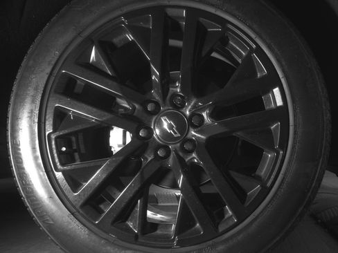 Used 2020 Chevrolet Silverado 1500 LT w/ All-Star Edition RWD image 11