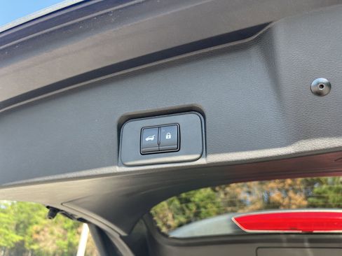 Certified 2026 Nissan Rogue SL AWD/4WD image 18